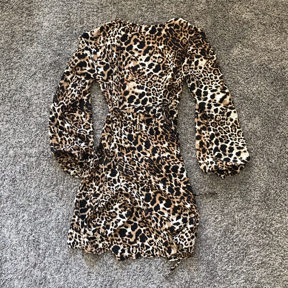 Reverse Leopard Print Wrap Dress - Picture 6 of 12